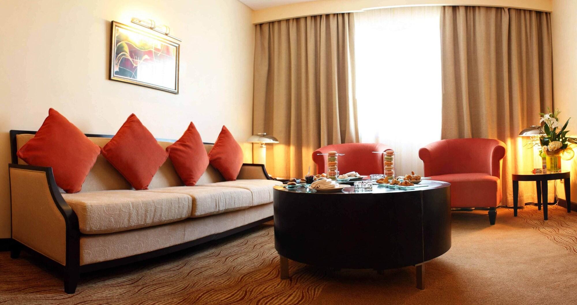 Hotel Farah Καζαμπλάνκα Εξωτερικό φωτογραφία A suite at the hotel