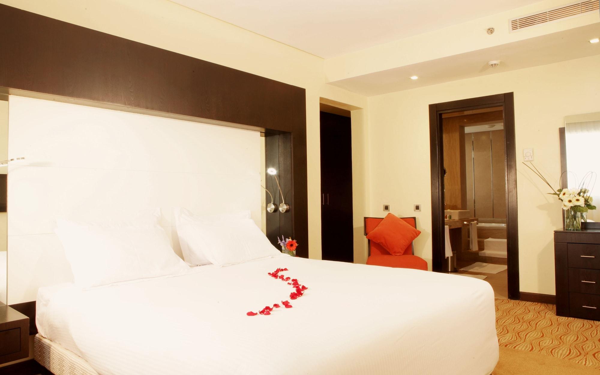 Hotel Farah Καζαμπλάνκα Εξωτερικό φωτογραφία A room at the hotel