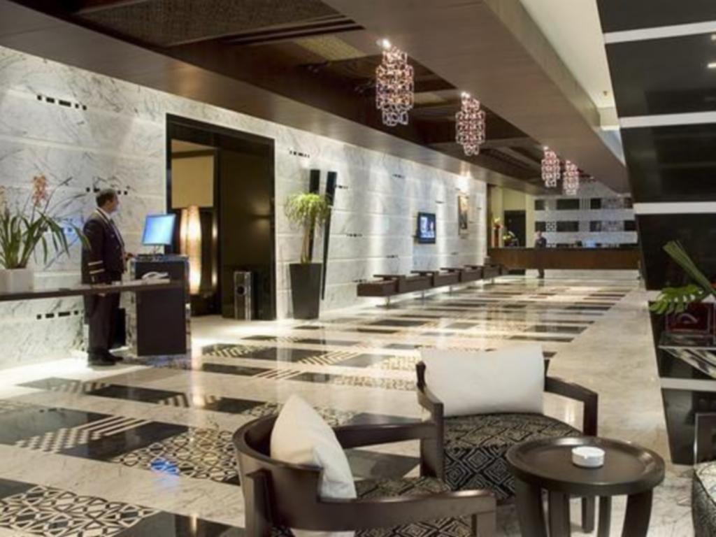 Hotel Farah Καζαμπλάνκα Εξωτερικό φωτογραφία Lobby