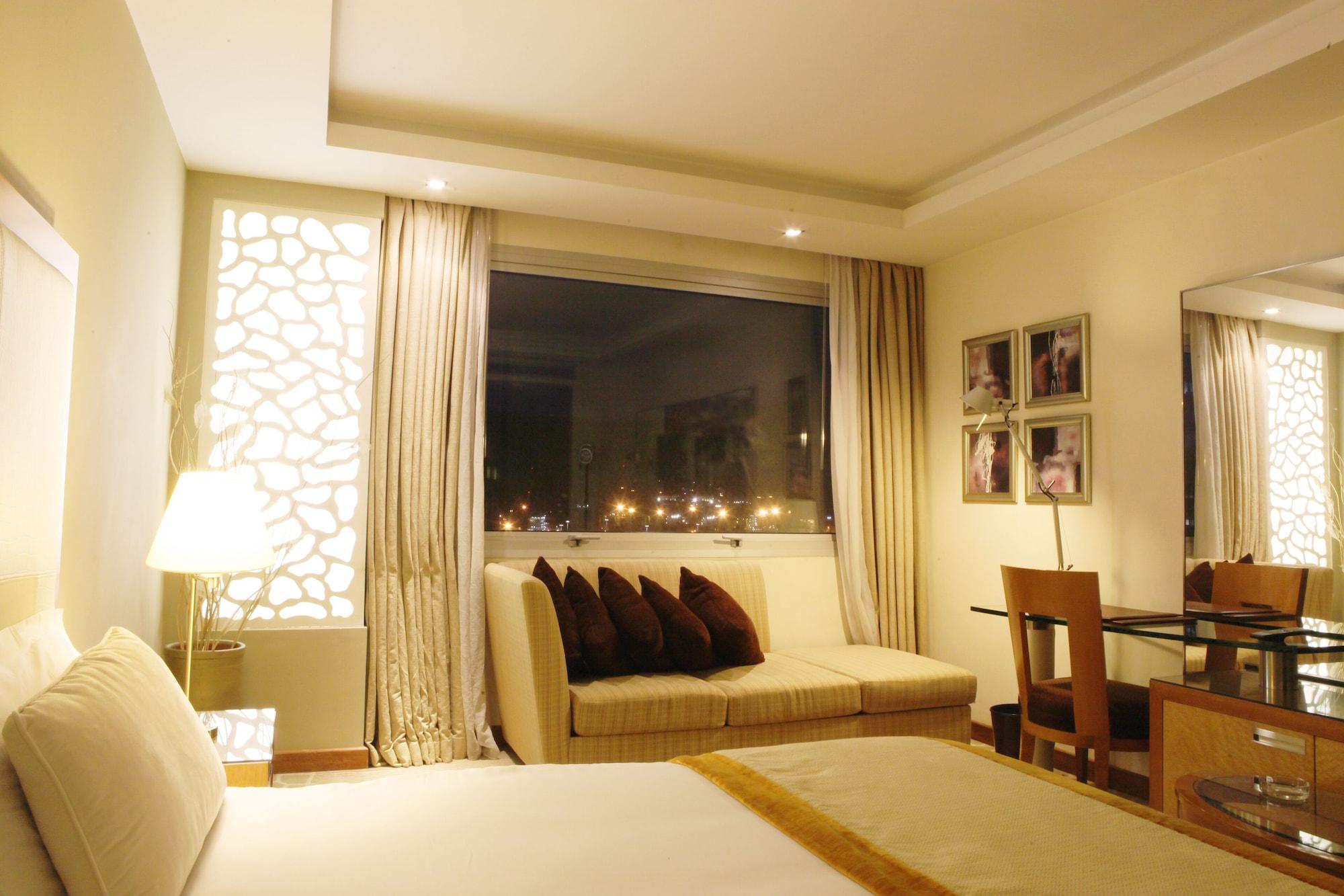 Hotel Farah Καζαμπλάνκα Εξωτερικό φωτογραφία A room at the hotel