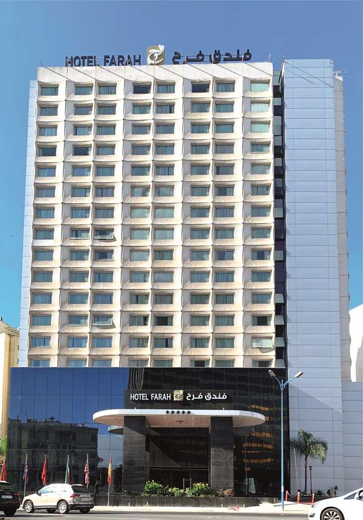 Hotel Farah Καζαμπλάνκα Εξωτερικό φωτογραφία The hotel in 2012