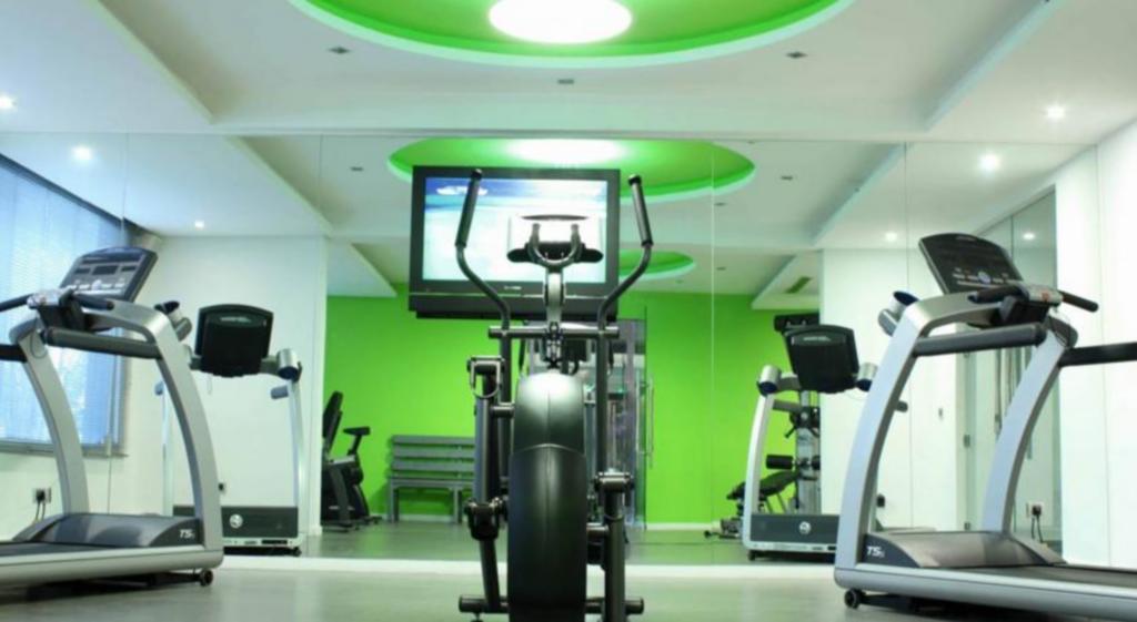 Hotel Farah Καζαμπλάνκα Εξωτερικό φωτογραφία The gym at the hotel