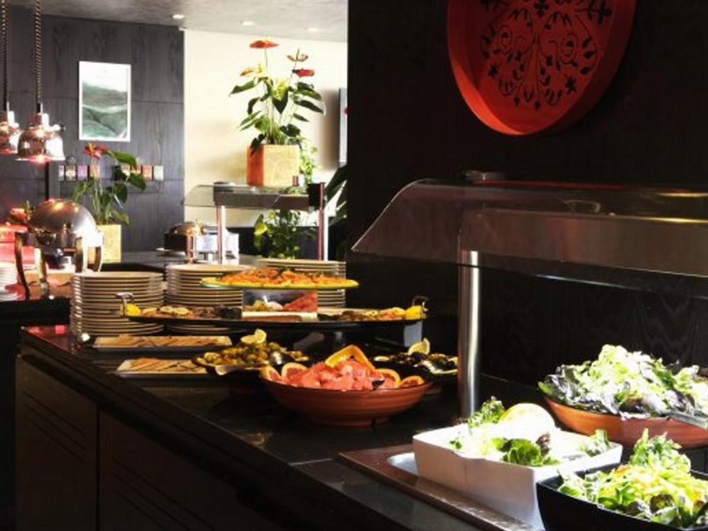 Hotel Farah Καζαμπλάνκα Εξωτερικό φωτογραφία A salad bar